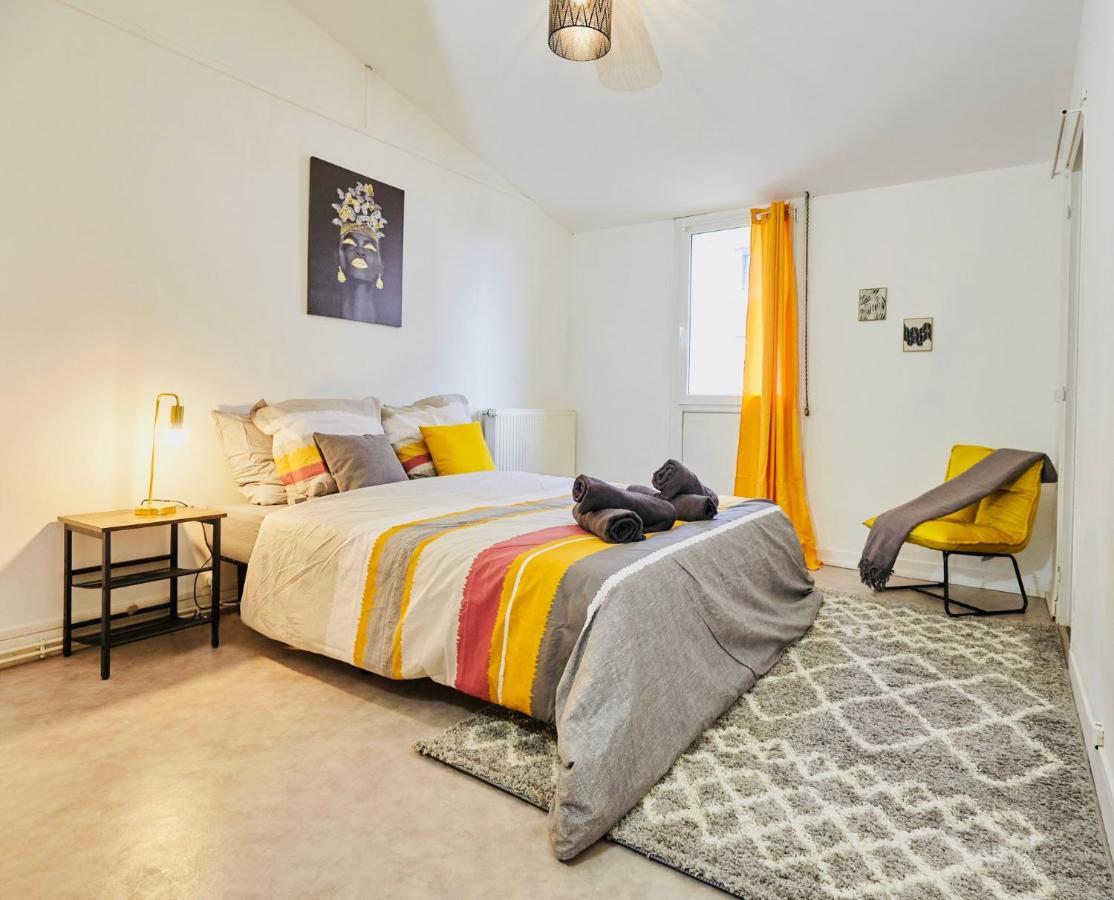 Mona Lisa : Superbe Loft centre ville - Parking gratuit - Wifi ultra rapide-Appareil Massage-Netflix-Jeu société Troyes Extérieur photo